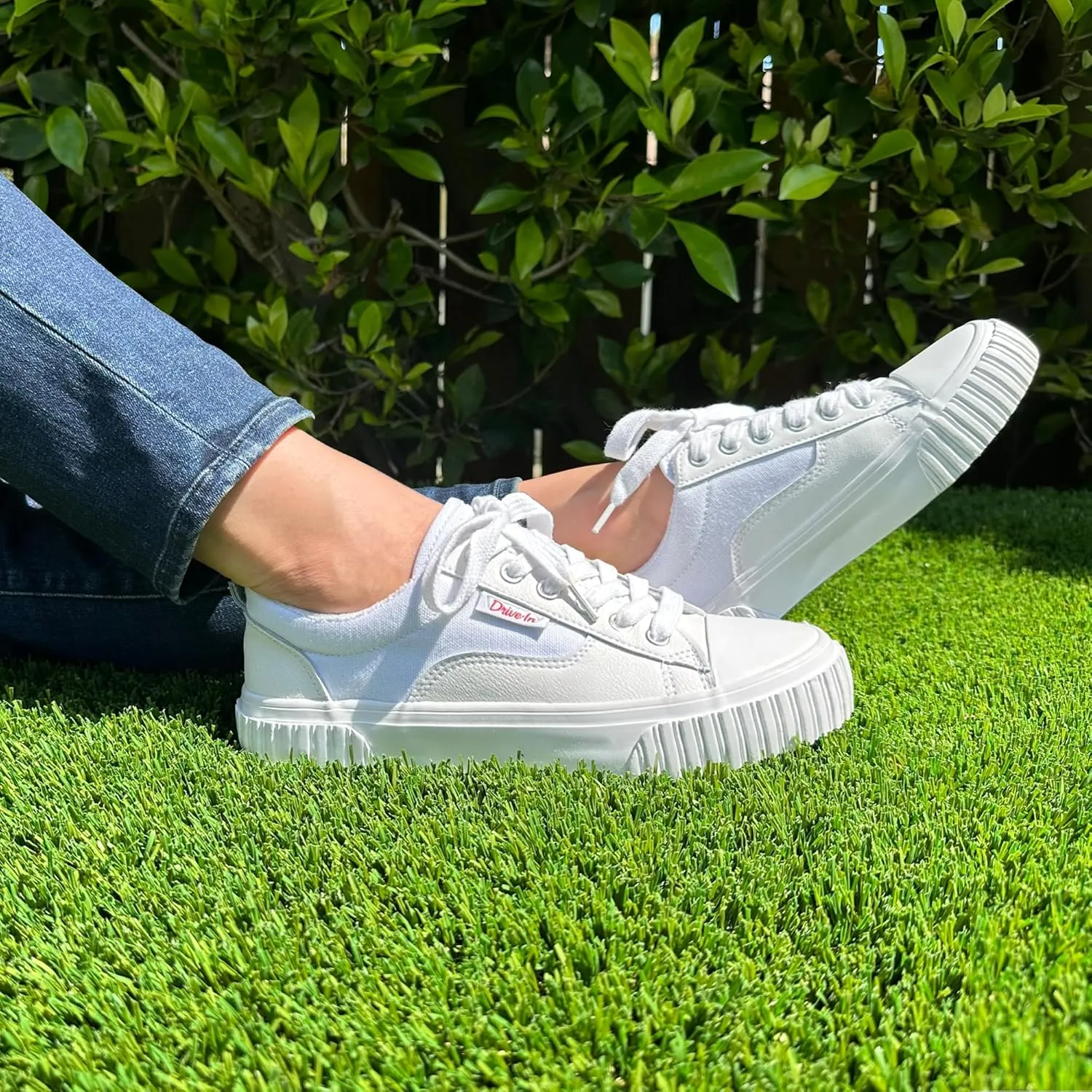 Drive-In Originals Showtime Women's Leather Sneaker, White