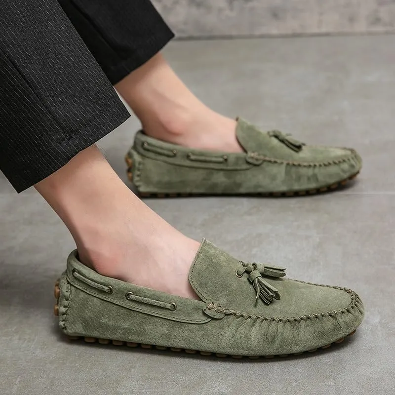 Men's Loafers Shoes Solid Color Round Toe Suede Vamp Tassel Driving Shoes Comfortable Slip Resistant Anti-Slip Fashion Slip-on