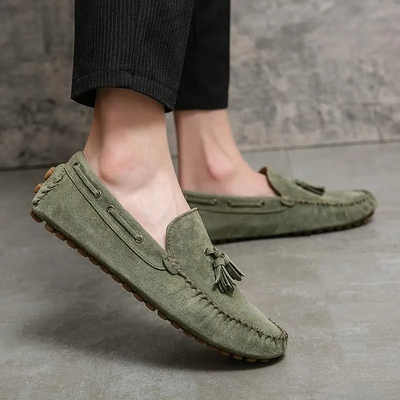 Men's Loafers Shoes Solid Color Round Toe Suede Vamp Tassel Driving Shoes Comfortable Slip Resistant Anti-Slip Fashion Slip-on