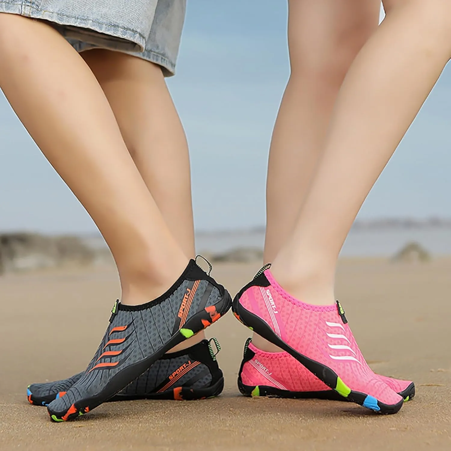 Mens Water Shoes Wide Feet Barefoot Aqua Socks Quick Dry Water Hiking Shoes for Pool Hiking Training Outdoor Water Sports
